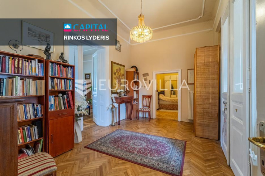 Parduodamas namas Ulica kralja Tomislava 14 , 980.00 kv.m ploto, 4 Floors 5