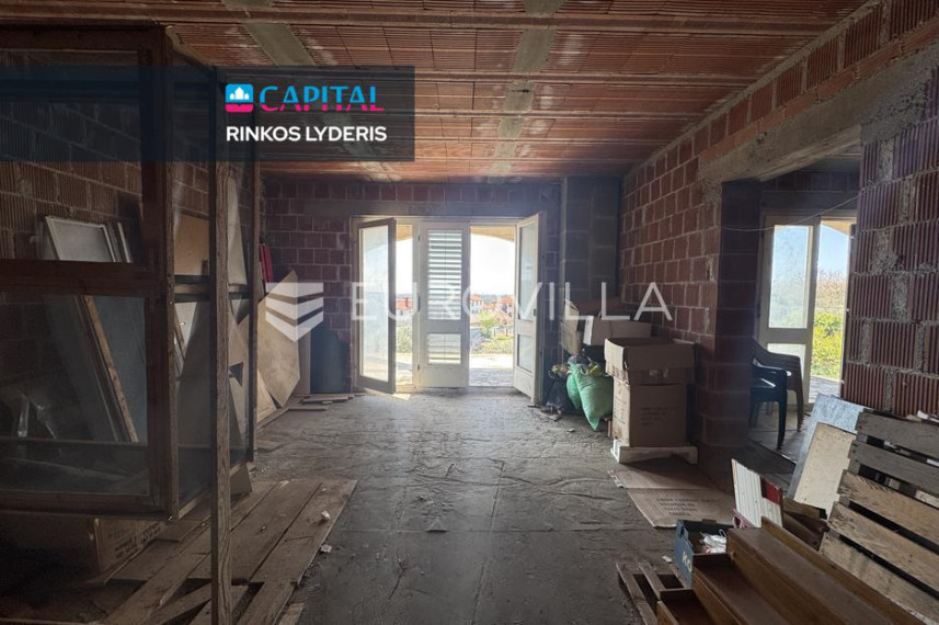 Parduodamas butas Rovinjsko Selo 8 , 190.00 kv.m ploto, 3 kambariai 12