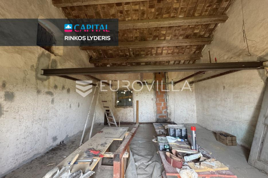 Parduodamas namas Ulica Istarska 29 , 225.00 kv.m ploto, 3 Floors 3