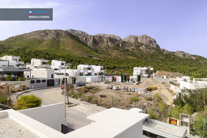 Parduodamas namas Carrer Tinent Teuler 3 , 120.00 kv.m ploto,  Floors 6