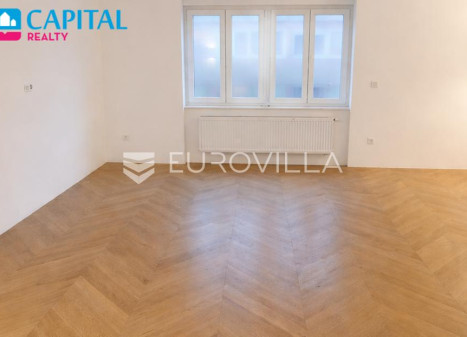 Parduodamas butas Trg Žrtava Fašizma 7 , 47.00 kv.m ploto, 1 kambariai