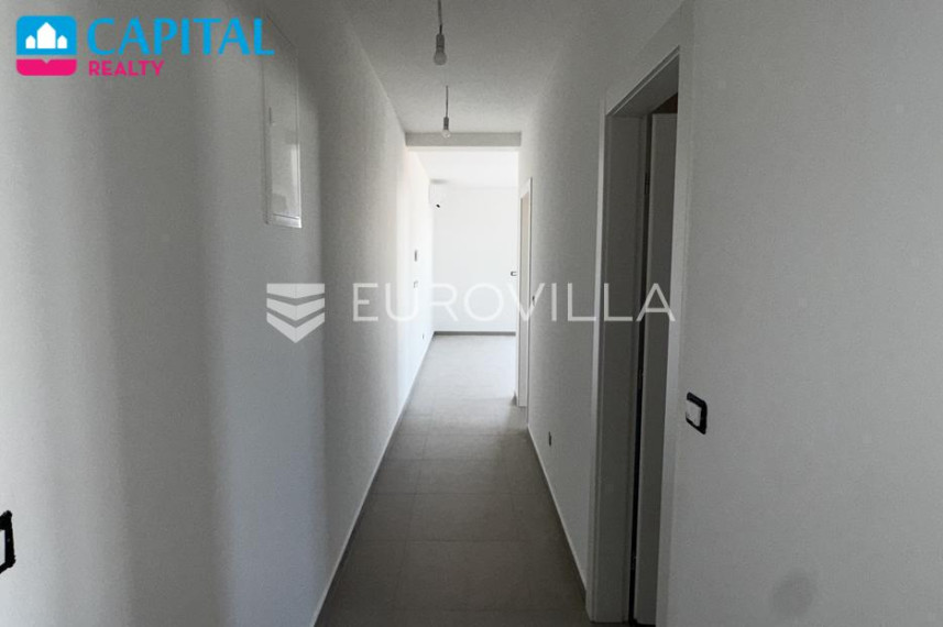 Parduodamas butas Boškovića Ruđera 56 , 78.49 kv.m ploto, 2 kambariai 6