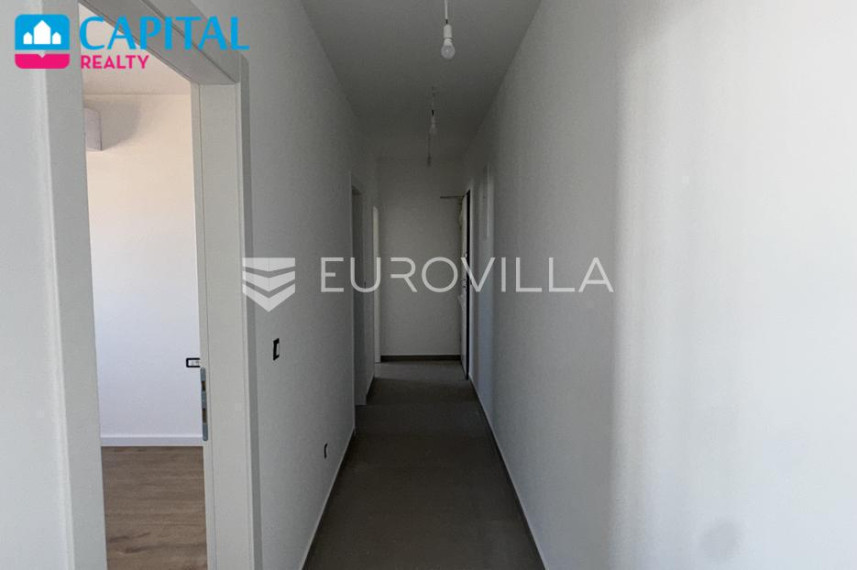 Parduodamas butas Boškovića Ruđera 56 , 78.49 kv.m ploto, 2 kambariai 8