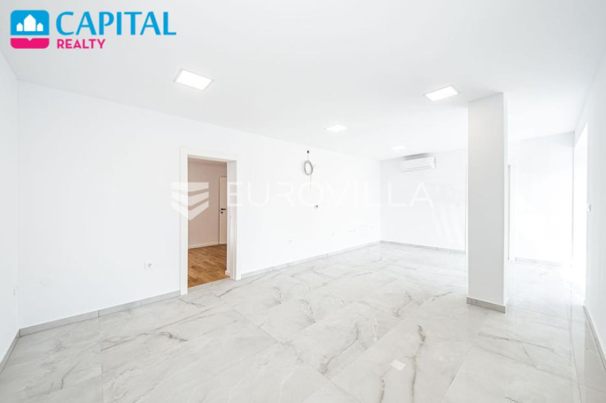 Parduodamas butas Trg žrtava fašizma 8 , 160.00 kv.m ploto, 3 kambariai 15