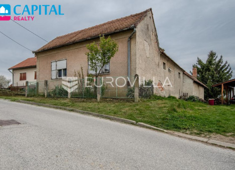 Parduodamas namas Knegingradska ulica 33 , 99.00 kv.m ploto, 1 Floors