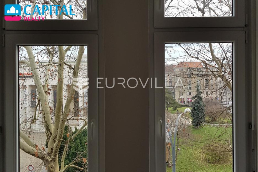 Parduodamas butas Trg Žrtava Fašizma 12 , 140.00 kv.m ploto, 2 kambariai 22