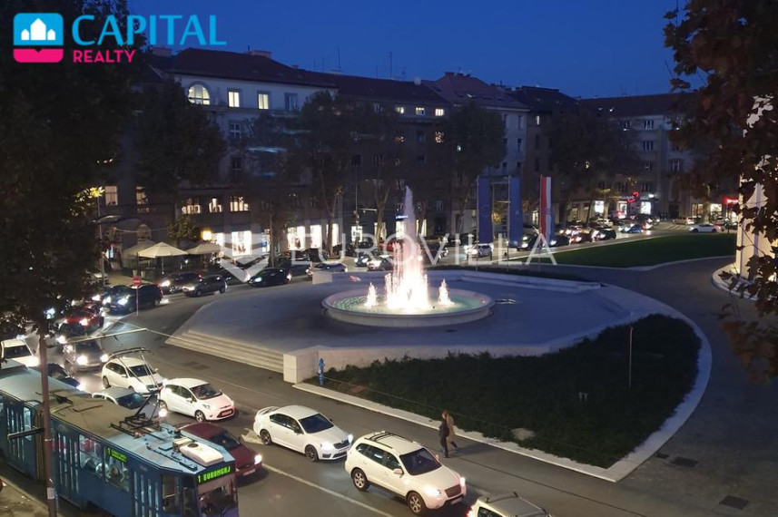 Parduodamas butas Trg Žrtava Fašizma 12 , 140.00 kv.m ploto, 2 kambariai 24