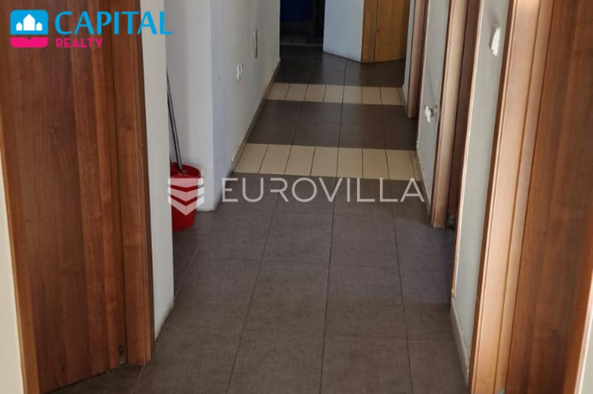 Parduodamas butas Ulica Braće Radić 40 , 239.00 kv.m ploto, 5 kambariai 5
