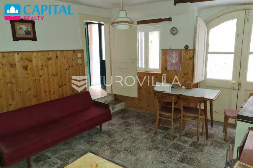 Parduodamas namas Obala korčulanskih brodograditelj 12 , 204.00 kv.m ploto, 3 aukštai 4