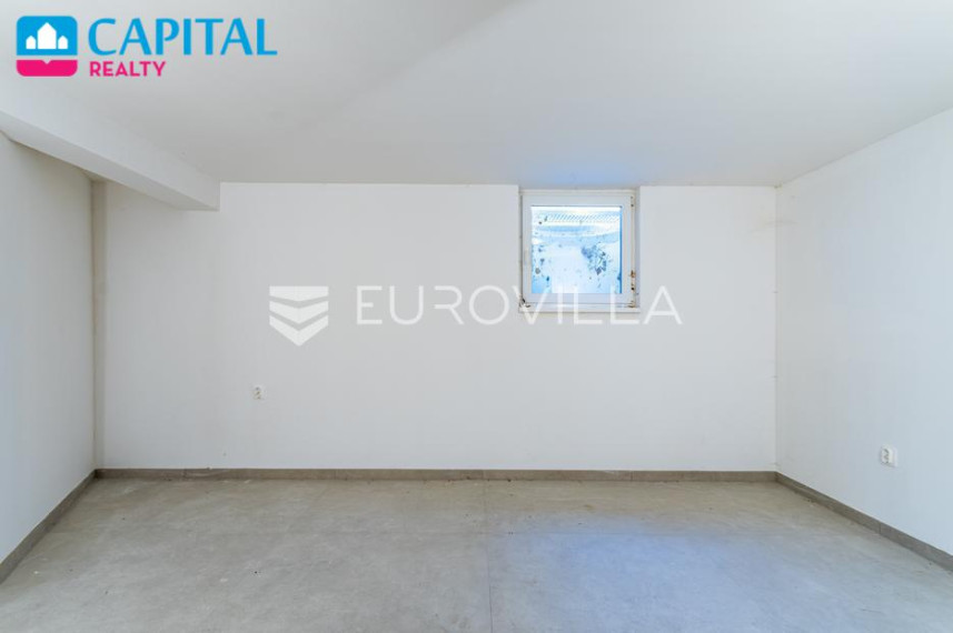 Parduodamas butas Ivana Kukuljevića 9A , 74.45 kv.m ploto, 2 kambariai 6