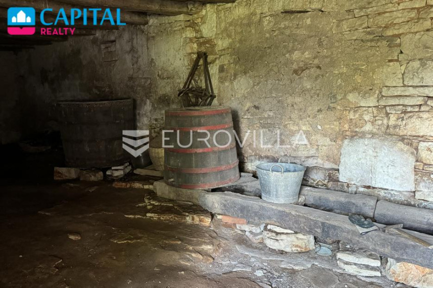 Parduodamas namas Grintavica 49 , 352.68 kv.m ploto, 2 aukštai 23