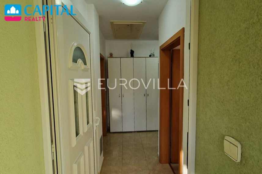 Parduodamas namas Veli vrh , 550.00 kv.m ploto, 1 aukštai 34