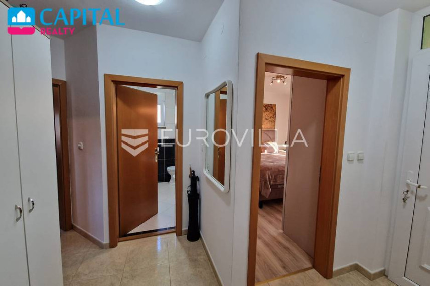 Parduodamas namas Veli vrh , 550.00 kv.m ploto, 1 aukštai 36