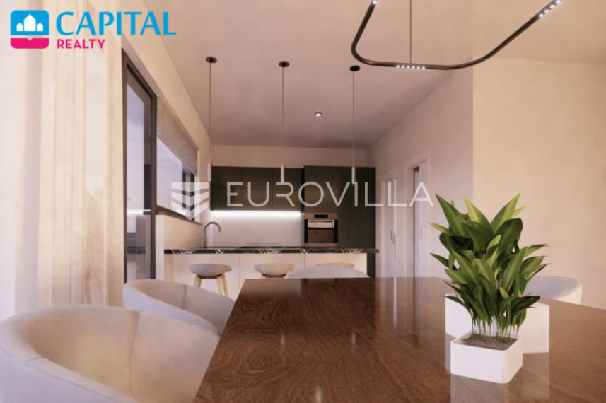 Parduodamas butas Varovićev ulica odvojak 16 , 220.00 kv.m ploto, 4 kambariai 5