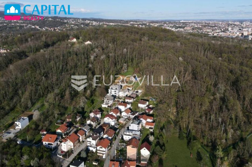 Parduodamas butas Varovićev ulica odvojak 16 , 220.00 kv.m ploto, 4 kambariai 21