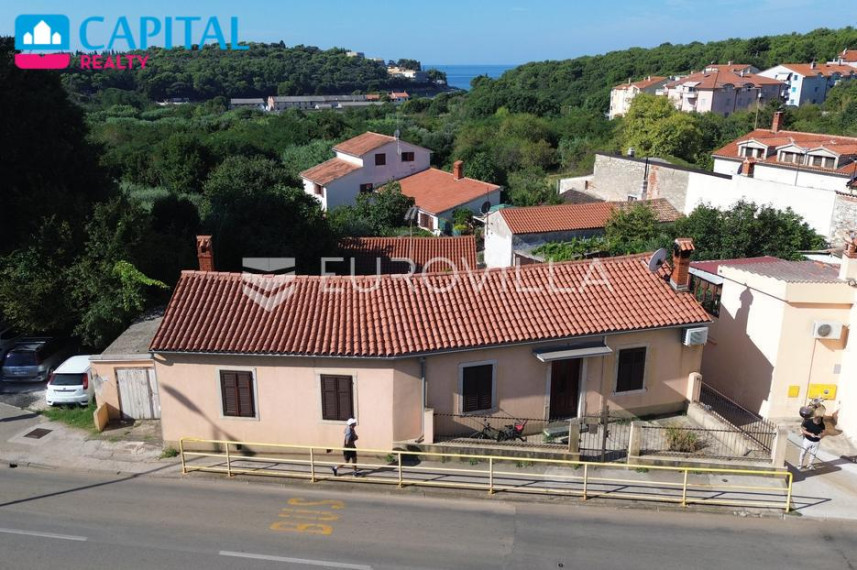 Parduodamas namas Tomasinijeva ulica 15 , 250.00 kv.m ploto, 2 aukštai 4