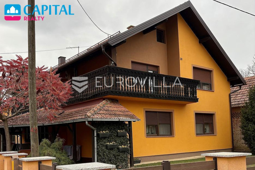 Parduodamas namas Južna Obilaznica 2a , 215.00 kv.m ploto, 3 aukštai 1