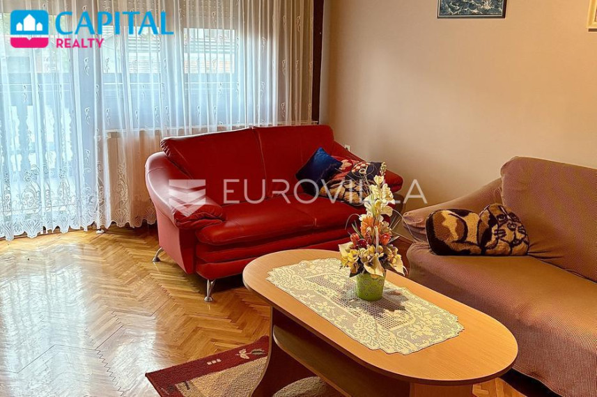 Parduodamas namas Južna Obilaznica 2a , 215.00 kv.m ploto, 3 aukštai 13