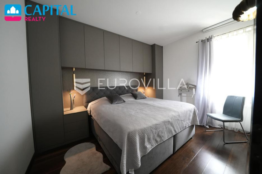 Parduodamas namas Obala kneza Trpimira 38 , 294.00 kv.m ploto, 3 aukštai 15