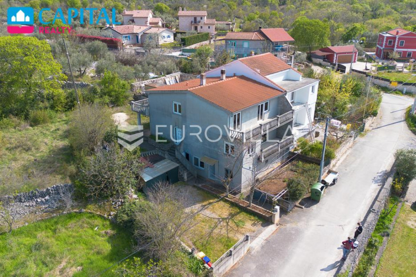 Parduodamas namas Sabljići 6 , 330.00 kv.m ploto, 3 aukštai 19