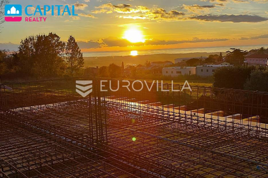 Parduodamas namas Kastelir-Labinci 145 , 600.00 kv.m ploto, 3 aukštai 49
