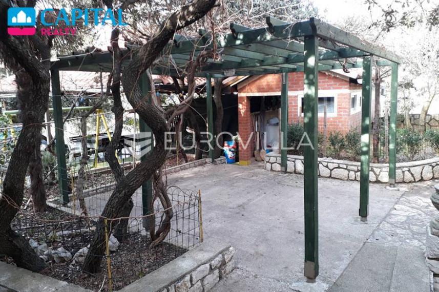 Parduodamas namas Primorska ulica 36 , 460.00 kv.m ploto, 3 aukštai 46