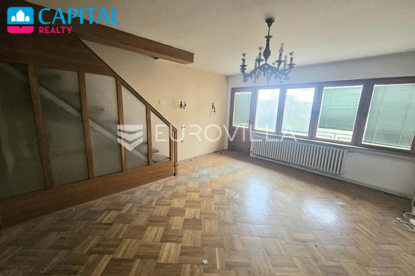 Parduodamas namas Ulica Matije Gupca 90 , 200.00 kv.m ploto, 3 aukštai 1