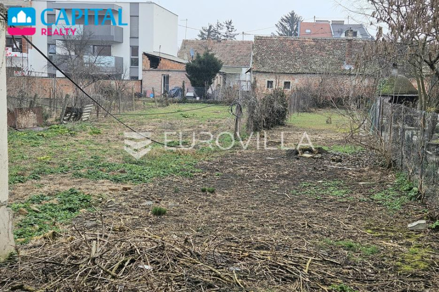 Parduodamas namas Ulica Matije Gupca 90 , 200.00 kv.m ploto, 3 aukštai 6