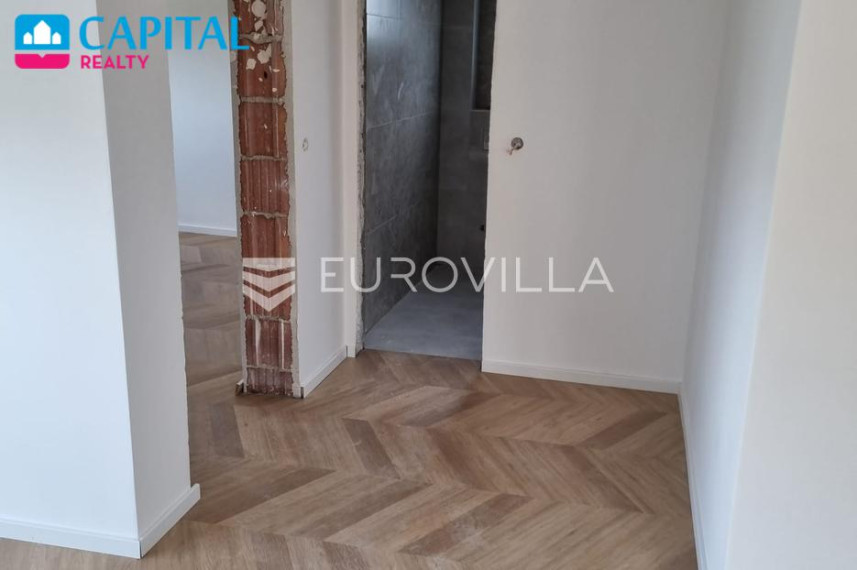 Parduodamas butas Riječka ulica 4 , 110.00 kv.m ploto, 3 kambariai 25