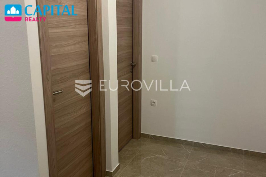 Parduodamas butas Ulica Svetog Roka 27 , 65.00 kv.m ploto, 2 kambariai 4