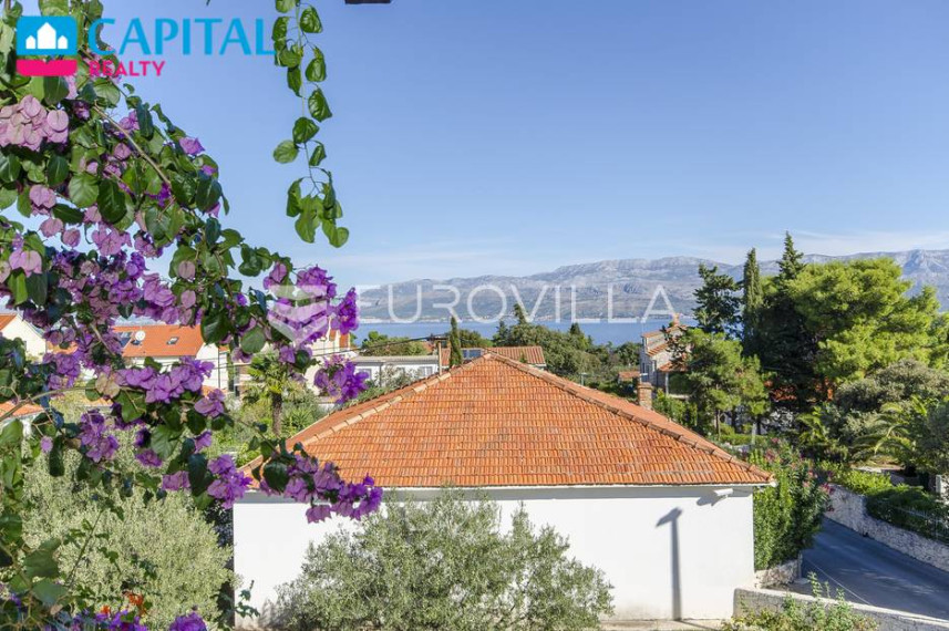 Parduodamas namas Ulica Ive Jakšića 10 , 250.00 kv.m ploto, 2 aukštai 4