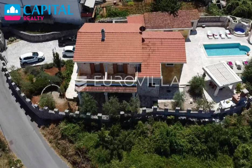 Parduodamas namas Tribulje 31 , 550.00 kv.m ploto, 3 aukštai 3