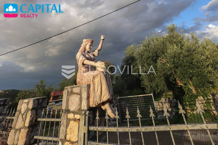 Parduodamas namas Tribulje 31 , 550.00 kv.m ploto, 3 aukštai 9