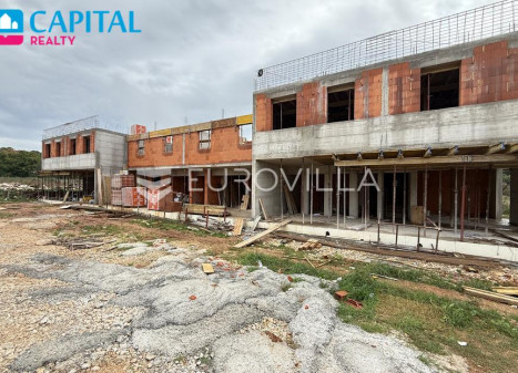 Parduodamas butas Šišanska Cesta 37B , 107.47 kv.m ploto, 3 kambariai Parduodamas butas Šišanska Cesta 37B , 107.47 kv.m ploto, 3 kambariai