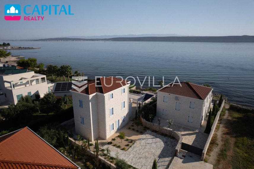 Parduodamas namas Trg Trzan 8 , 270.00 kv.m ploto, 3 aukštai 37