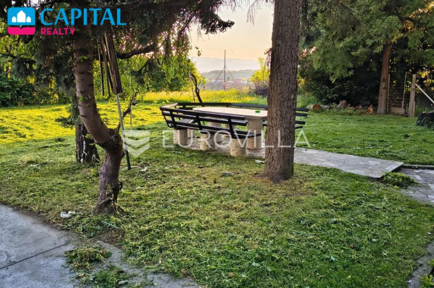 Parduodamas namas Stenjevečka ulica 8a , 240.00 kv.m ploto, 3 aukštai 2