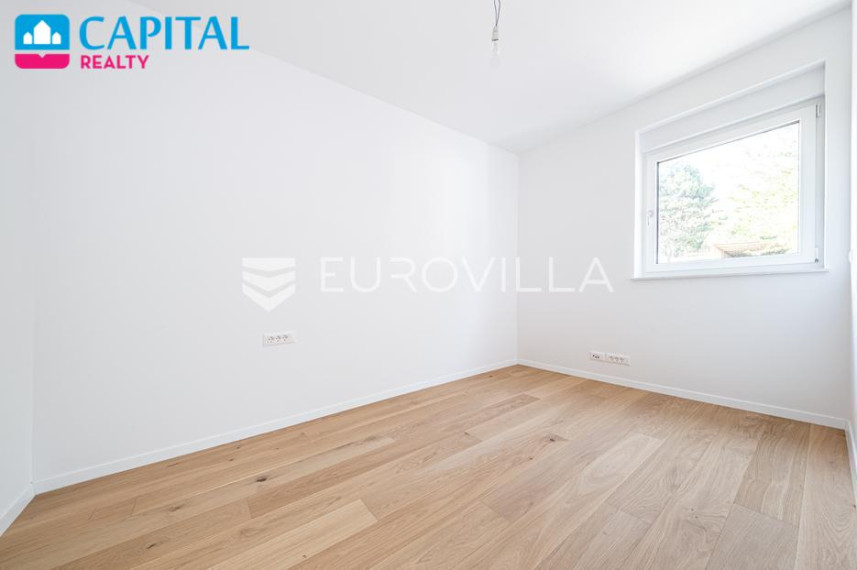 Parduodamas namas Ulica Kameniti stol 26 , 304.00 kv.m ploto, 3 aukštai 11