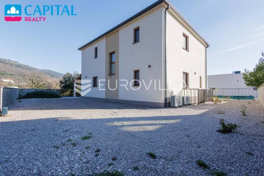 Parduodamas namas Zelenice ulica 11 , 95.00 kv.m ploto, 2 aukštai 9