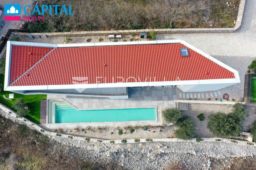 Parduodamas namas Vrani 15 , 240.00 kv.m ploto, 2 aukštai 8