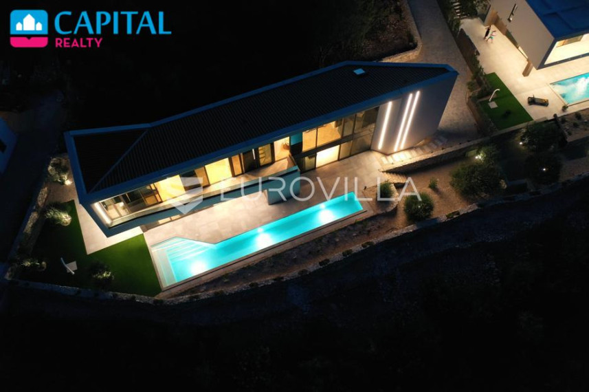 Parduodamas namas Vrani 15 , 240.00 kv.m ploto, 2 aukštai 16