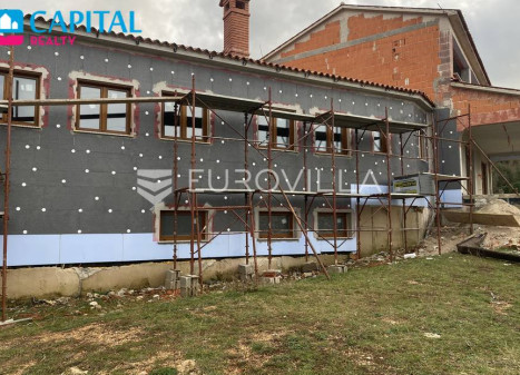Parduodamas namas Rovinjsko Selo 49E , 600.00 kv.m ploto, 2 aukštai Parduodamas namas Rovinjsko Selo 49E , 600.00 kv.m ploto, 2 aukštai