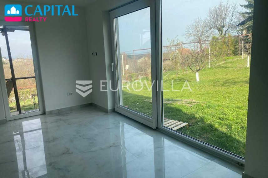 Parduodamas namas Ulica Halić 246 , 170.00 kv.m ploto, 2 aukštai 2