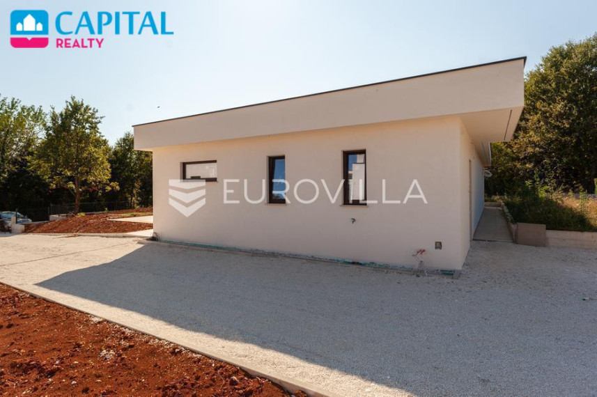 Parduodamas namas Zelenice ulica 10 , 140.00 kv.m ploto, 1 aukštai 6