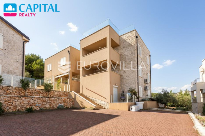 Parduodamas butas Obala Petra Krešimira IV 108E , 112.75 kv.m ploto, 3 kambariai 2