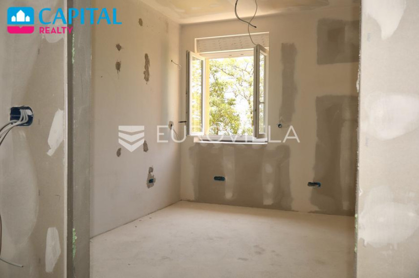 Parduodamas butas Ulica kralja Zvonimira 12 , 135.00 kv.m ploto, 3 kambariai 22