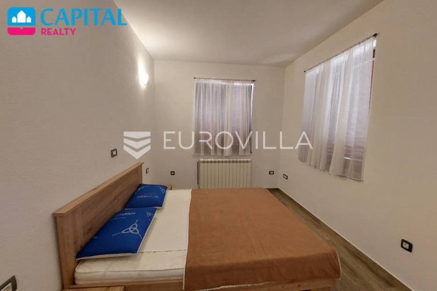 Parduodamas namas Ulica Lumel 27 , 523.00 kv.m ploto, 3 aukštai 10