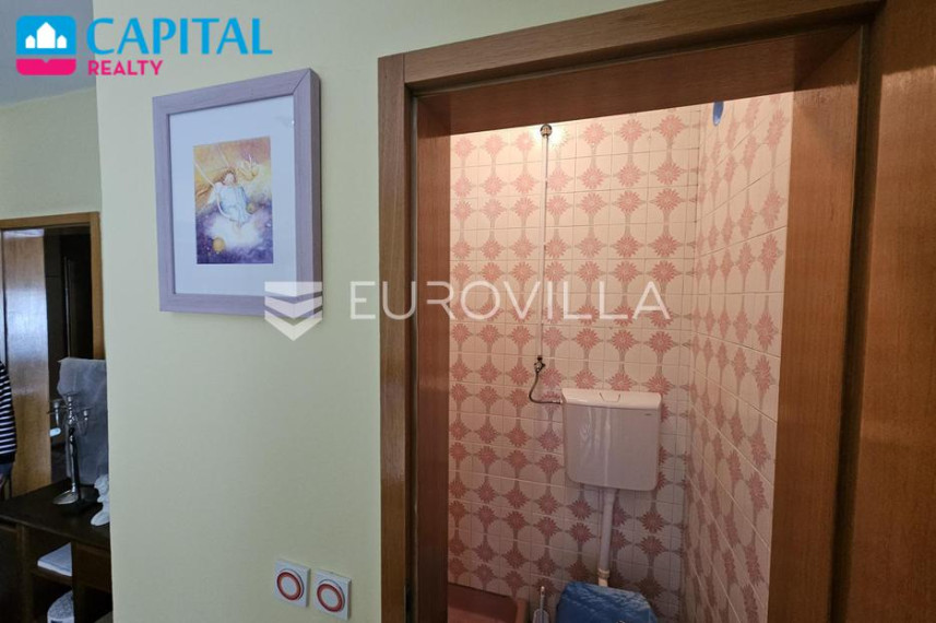 Parduodamas namas Ulica Josipa Jurja Strossmayera 248 , 240.00 kv.m ploto, 1 aukštai 7