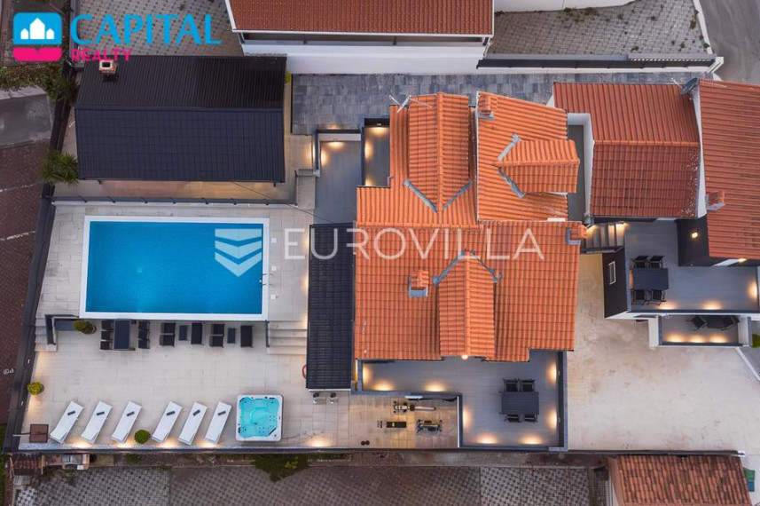 Parduodamas namas Ulica Ignacija Radića 2c , 430.00 kv.m ploto, 4 aukštai 1