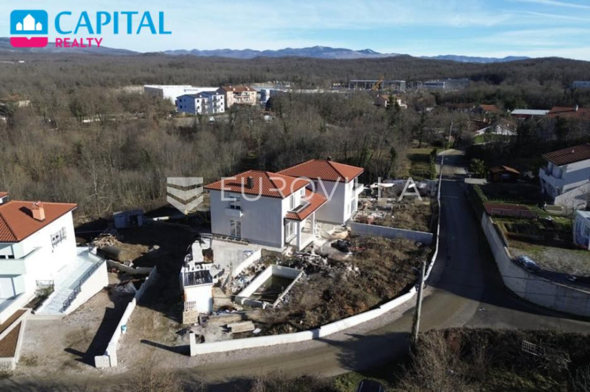 Parduodamas namas Mučići 1a , 213.00 kv.m ploto, 3 aukštai 1
