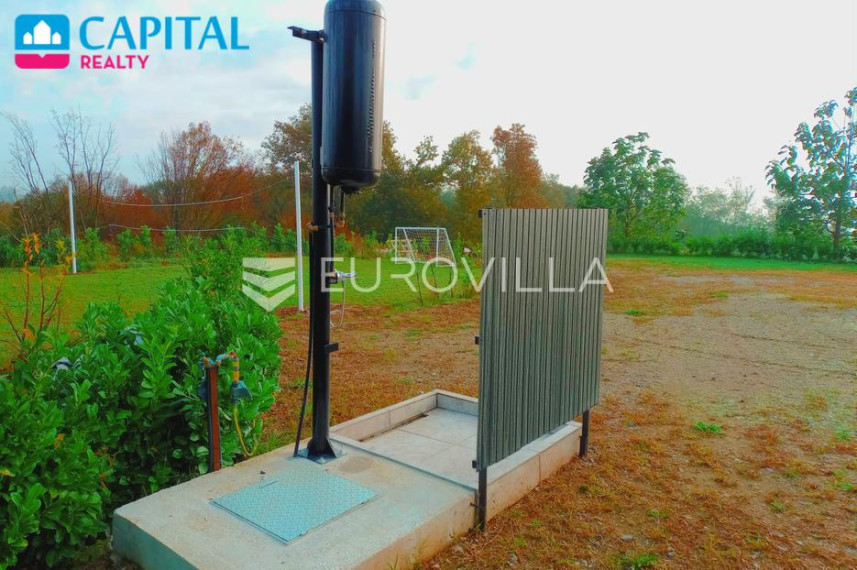 Parduodamas namas Cerovac Vukmanićki 56 , 270.00 kv.m ploto, 2 aukštai 14
